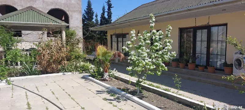 Kirayə verilir 2 otaqlı həyət evi