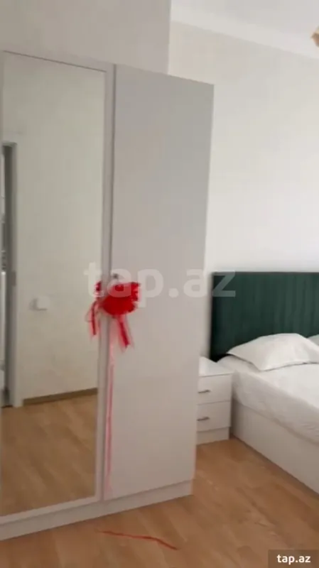 Kirayə verilir 2 otaqlı yeni tikili 60 m²