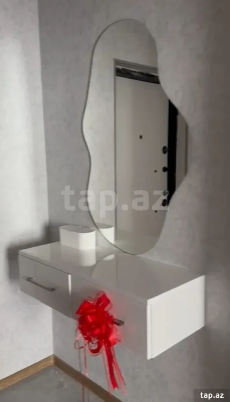 Kirayə verilir 2 otaqlı yeni tikili 60 m²