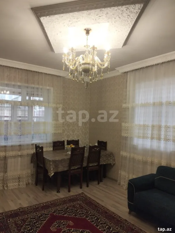 Satılır 3 otaqlı həyət evi