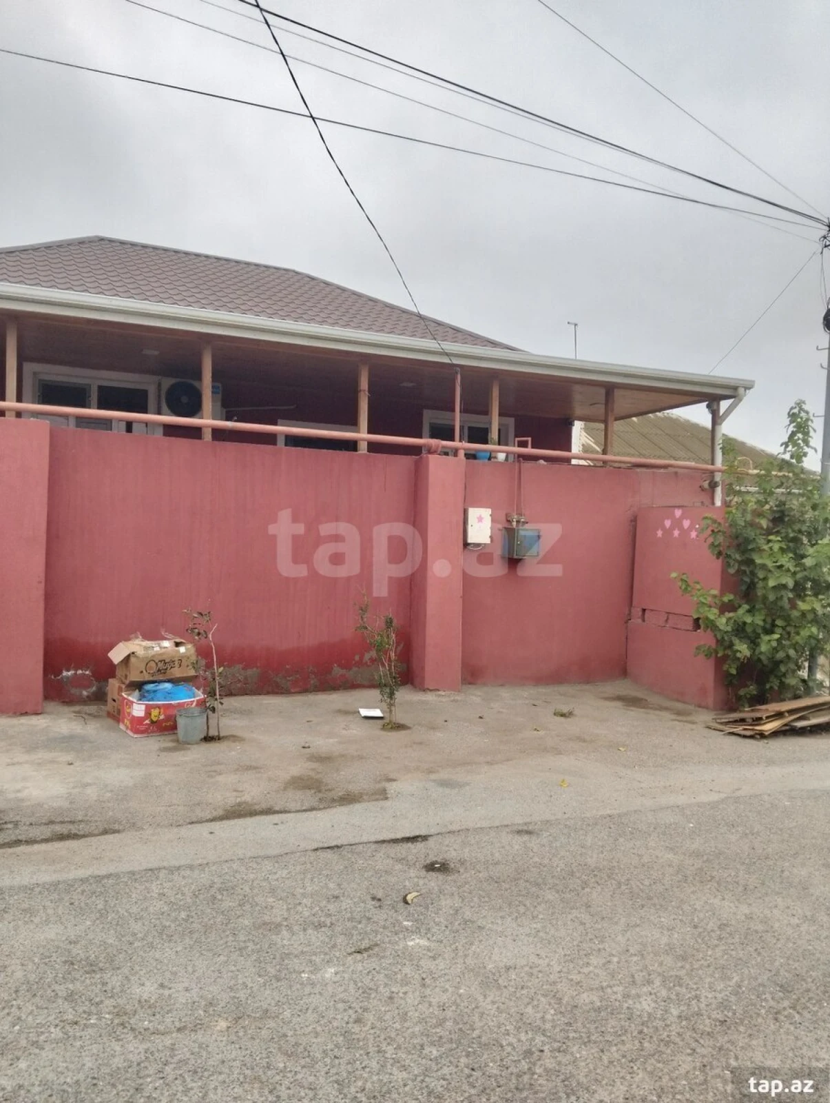 Satılır 3 otaqlı həyət evi