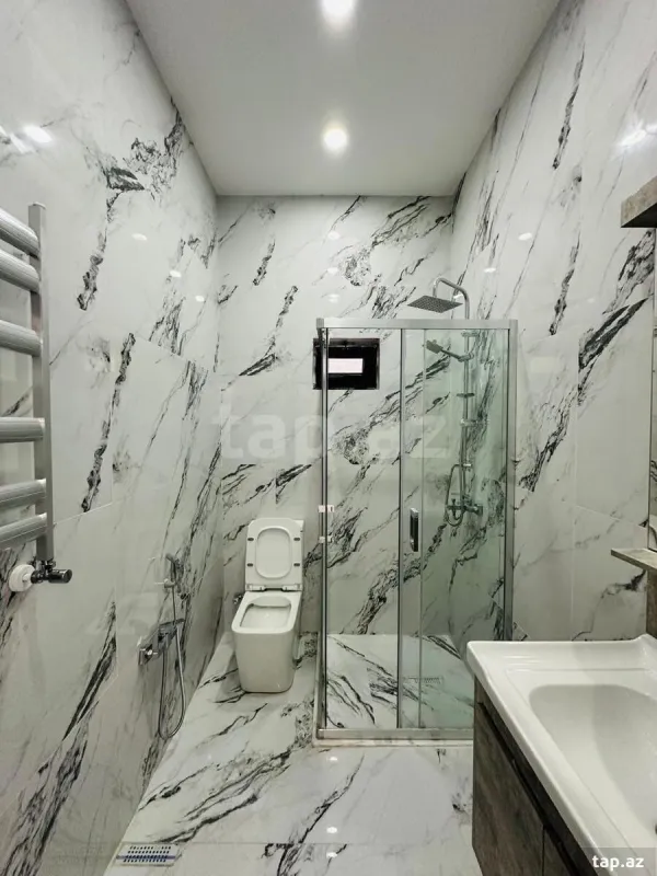 Satılır 4 otaqlı həyət evi