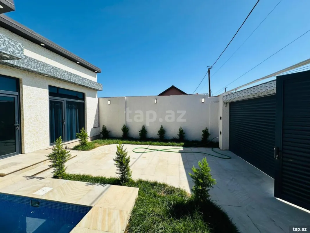 Satılır 4 otaqlı həyət evi