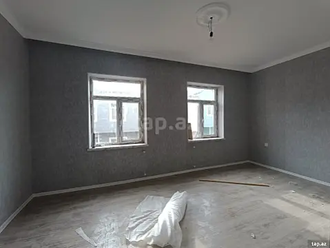 Satılır 4 otaqlı həyət evi