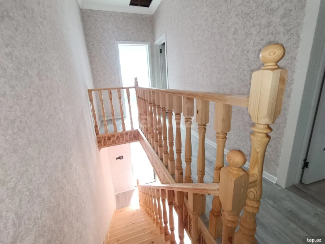 Satılır 4 otaqlı həyət evi