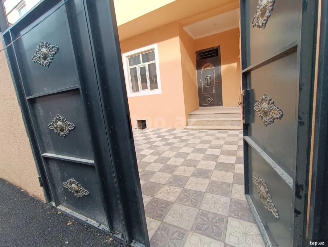 Satılır 4 otaqlı həyət evi