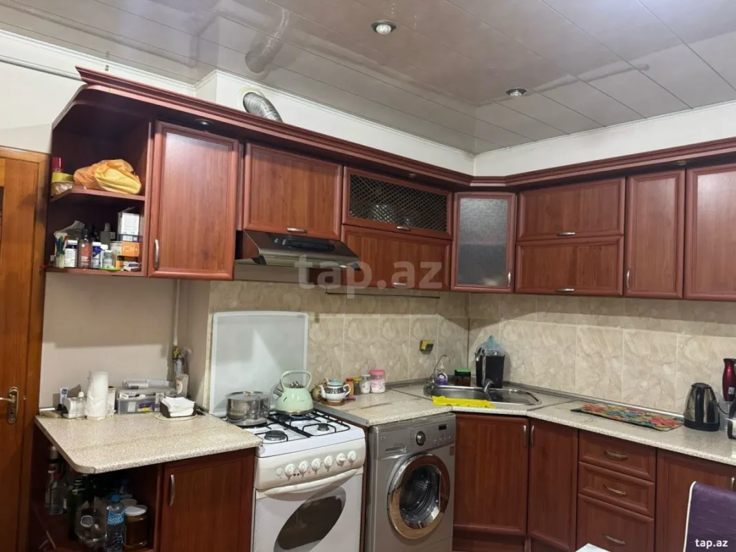 Satılır 3 otaqlı yeni tikili 110 m²