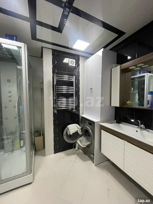 Satılır 3 otaqlı yeni tikili 90 m²