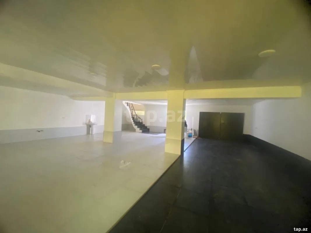 Satılır 4 otaqlı həyət evi 225 m²