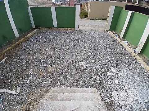 Satılır 3 otaqlı həyət evi