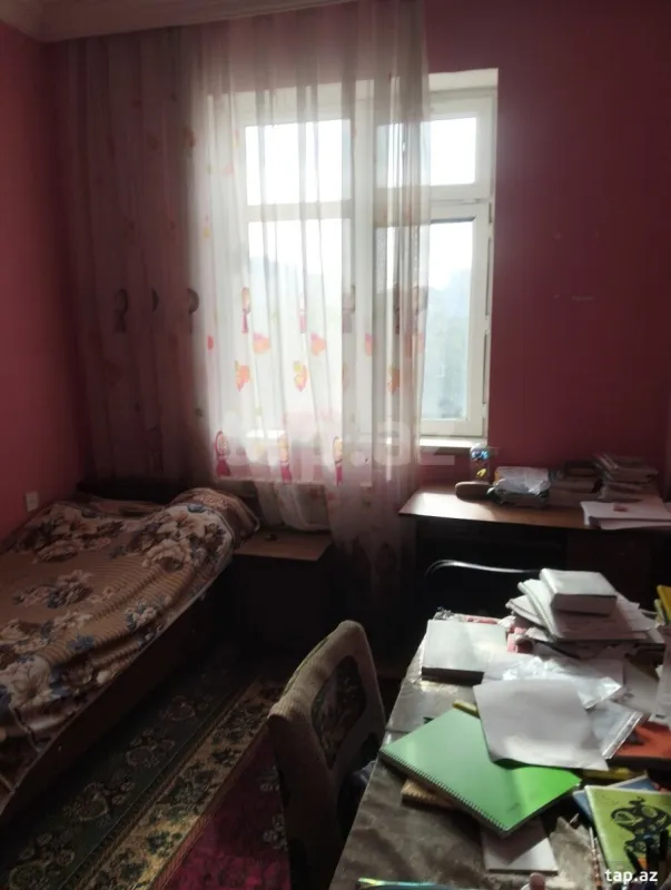 Satılır 4 otaqlı həyət evi