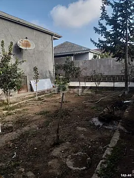 Satılır 4 otaqlı həyət evi