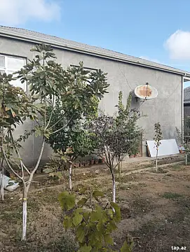Satılır 4 otaqlı həyət evi