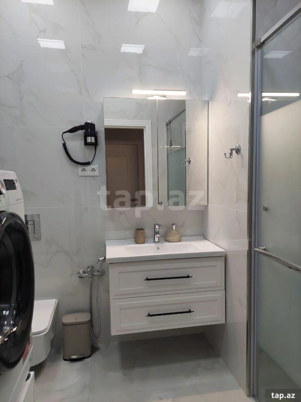 Kirayə verilir 2 otaqlı yeni tikili 55 m²