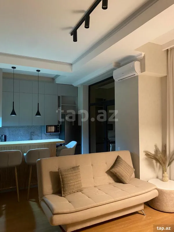 Kirayə verilir 2 otaqlı yeni tikili 55 m²