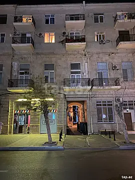Kirayə verilir 1 otaqlı mənzil 40 m² — Bakı, Sahil qəs. 1 otaq 40.00 m²