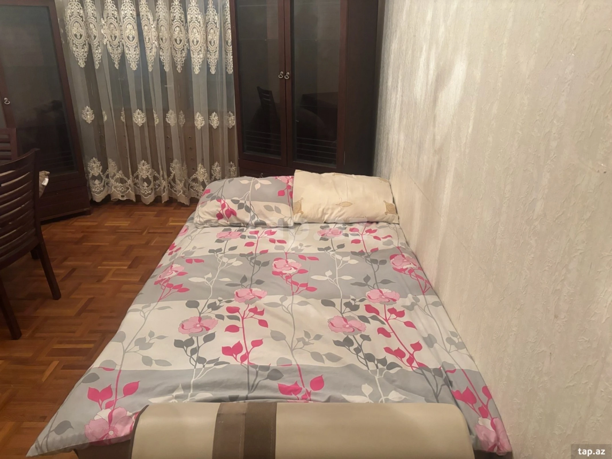 Kirayə verilir 4 otaqlı mənzil 90 m²