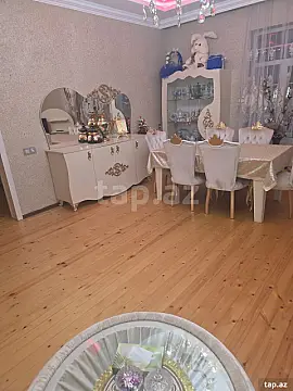 Satılır 4 otaqlı həyət evi