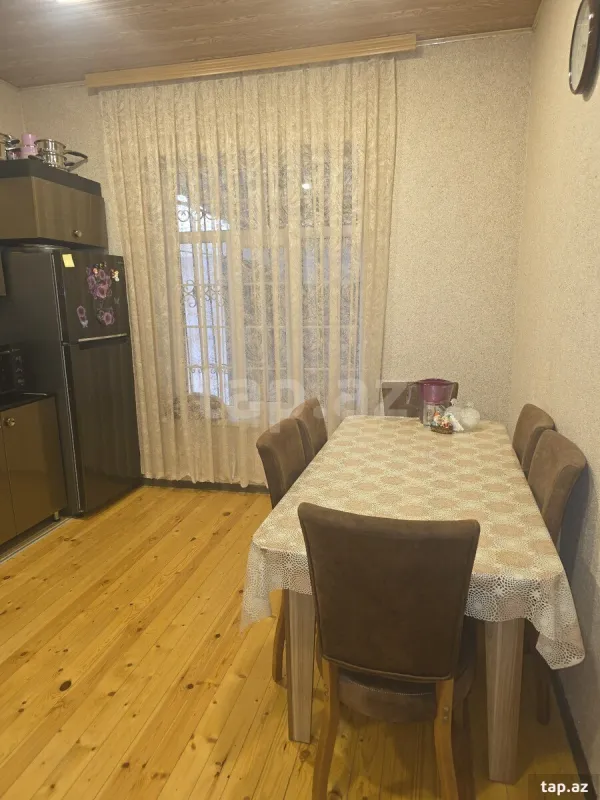 Satılır 4 otaqlı həyət evi