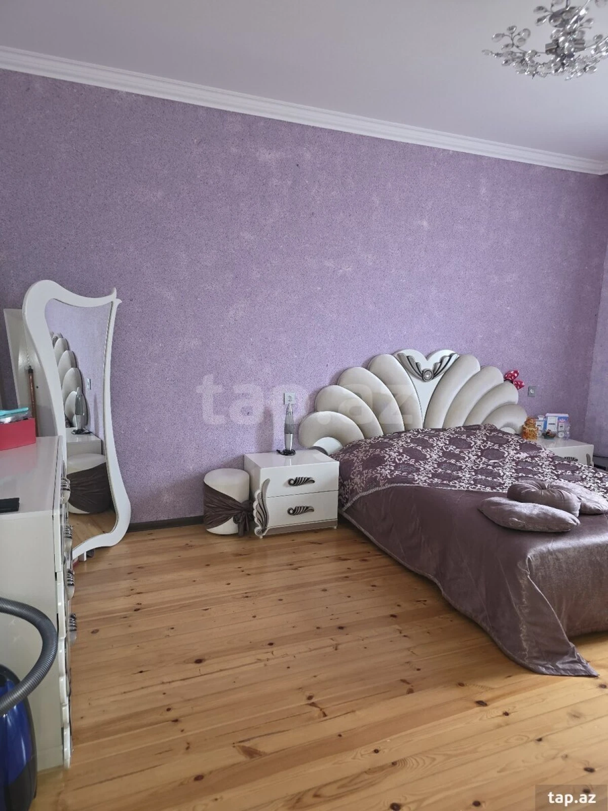 Satılır 4 otaqlı həyət evi