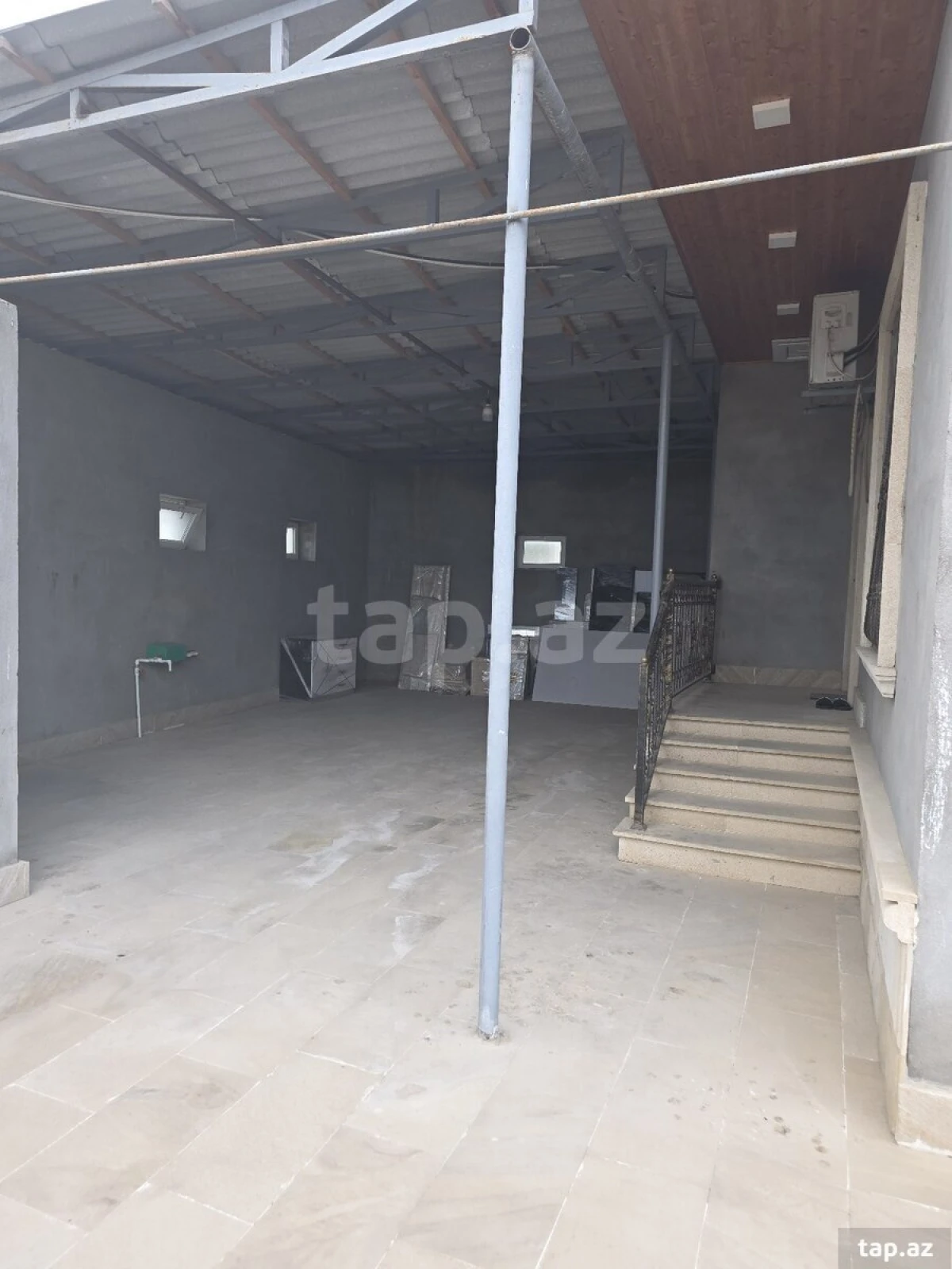 Satılır 4 otaqlı həyət evi