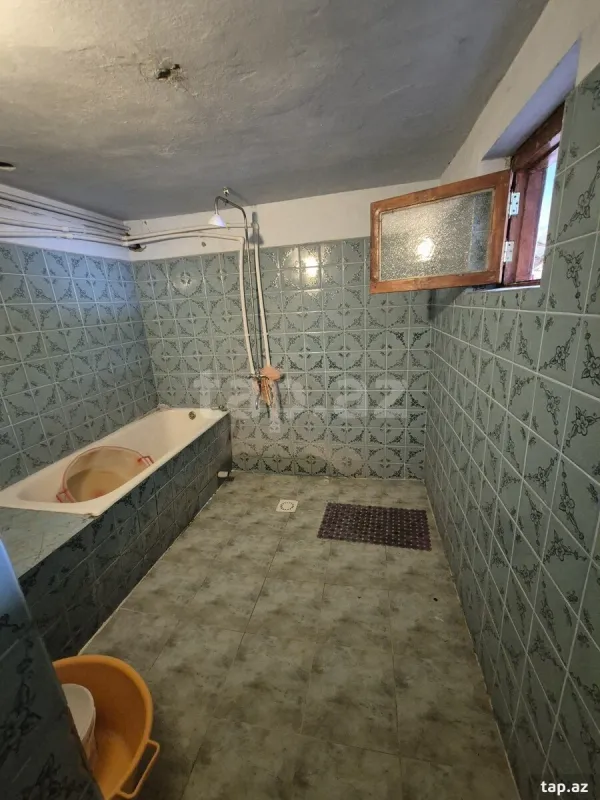 Satılır 4 otaqlı həyət evi