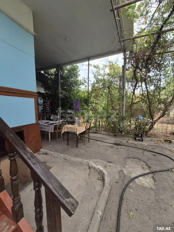 Satılır 4 otaqlı həyət evi