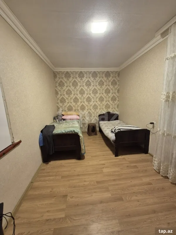 Satılır 4 otaqlı həyət evi