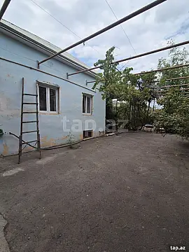 Satılır 4 otaqlı həyət evi