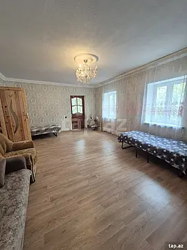 Satılır 4 otaqlı həyət evi