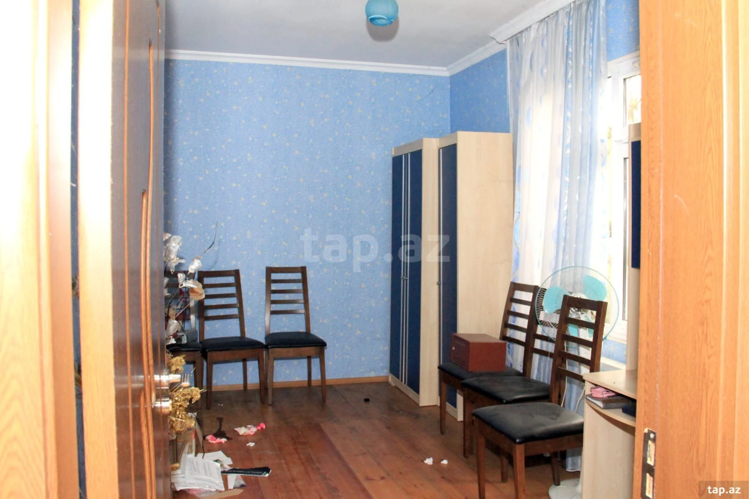 Satılır 6 otaqlı həyət evi