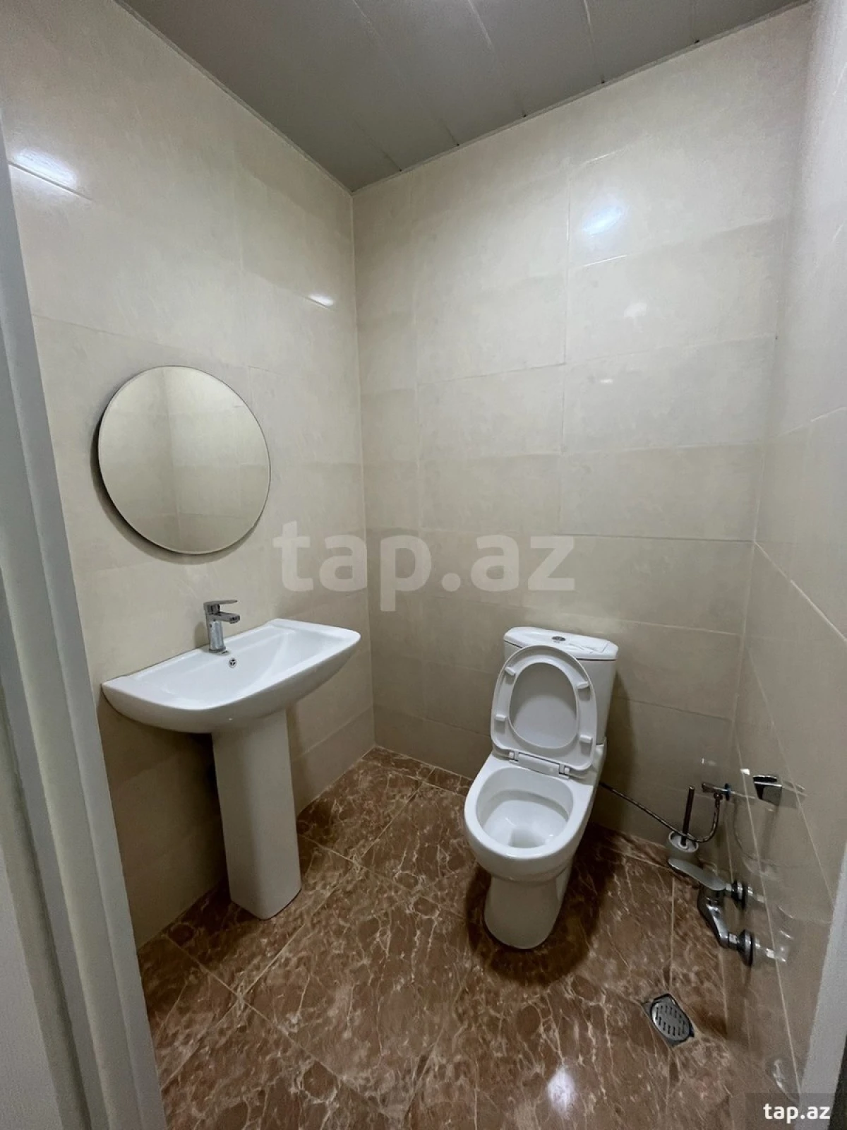 Kirayə verilir 3 otaqlı yeni tikili 82 m²