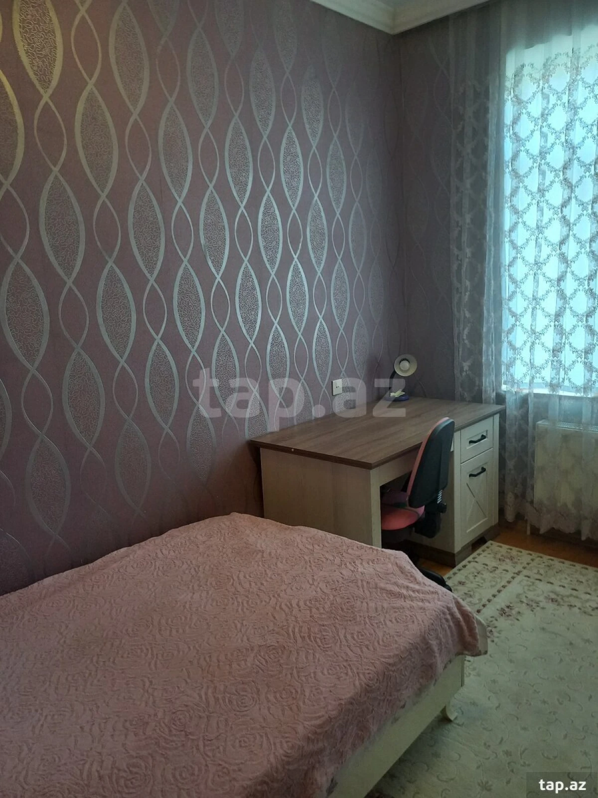 Satılır 8 otaqlı həyət evi 140 m²