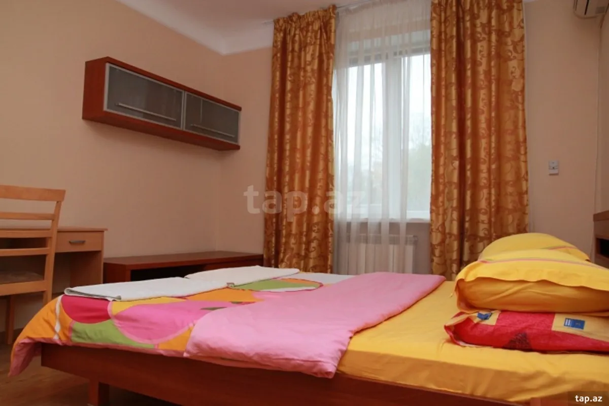 Kirayə verilir 2 otaqlı mənzil 65 m²