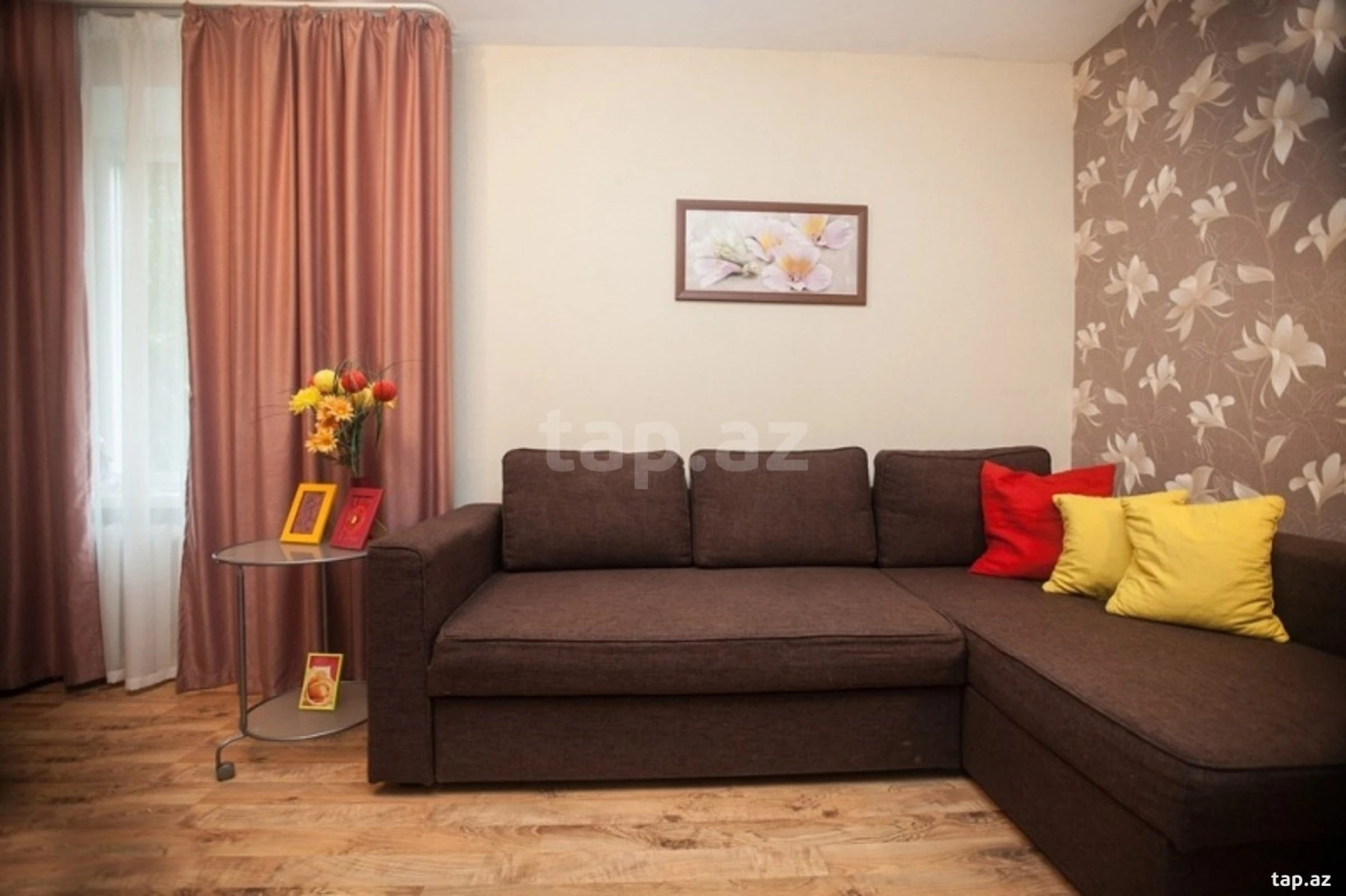 Kirayə verilir 2 otaqlı mənzil 65 m²