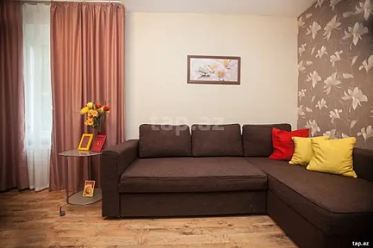 Kirayə verilir 2 otaqlı mənzil 65 m² — Bakı 2 otaq 65.00 m²