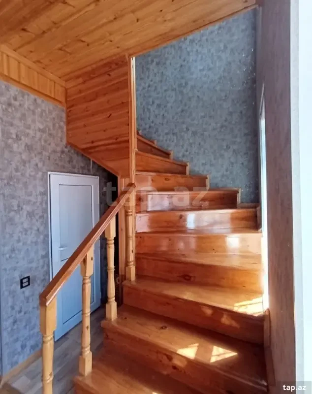 Satılır 4 otaqlı həyət evi 90 m²