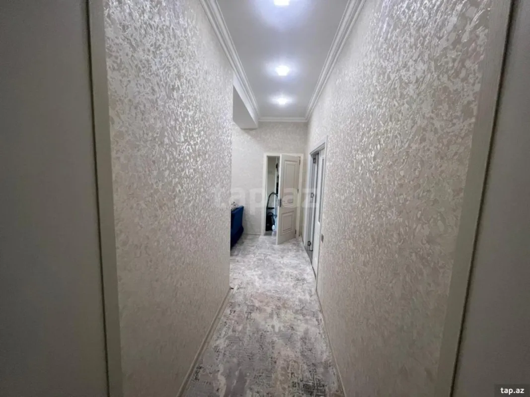 Satılır 3 otaqlı yeni tikili 115 m²