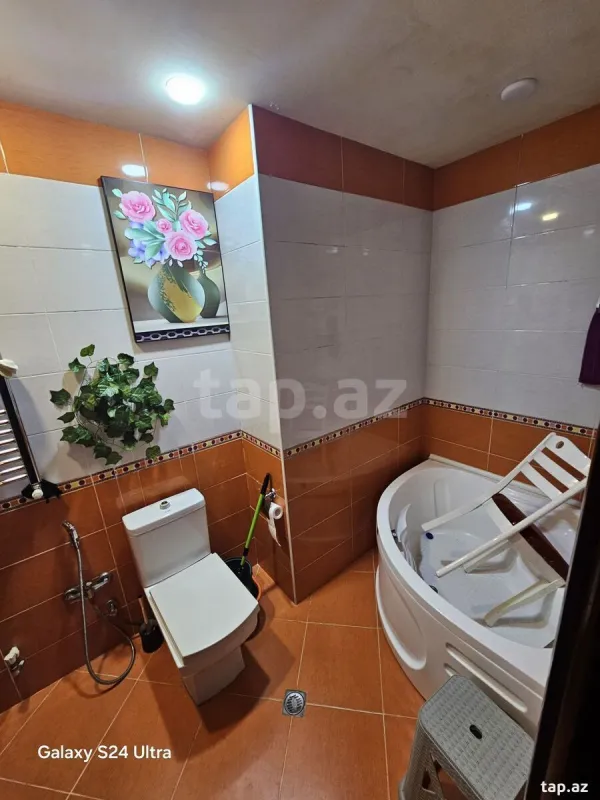 Kirayə verilir 2 otaqlı yeni tikili 75 m²