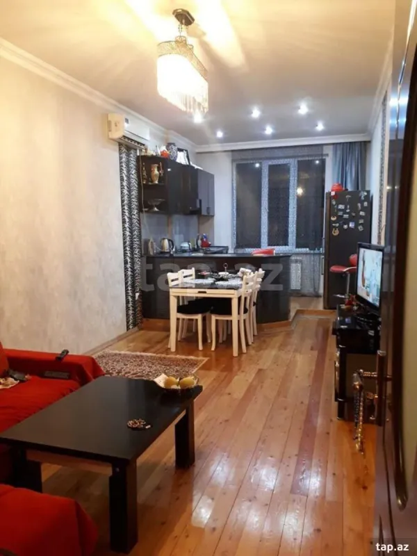 Kirayə verilir 2 otaqlı yeni tikili 75 m²