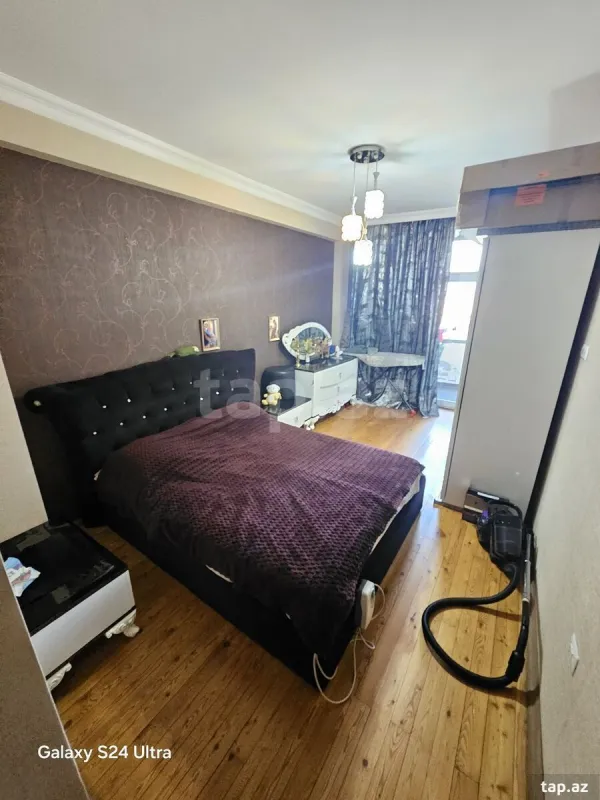 Kirayə verilir 2 otaqlı yeni tikili 75 m²