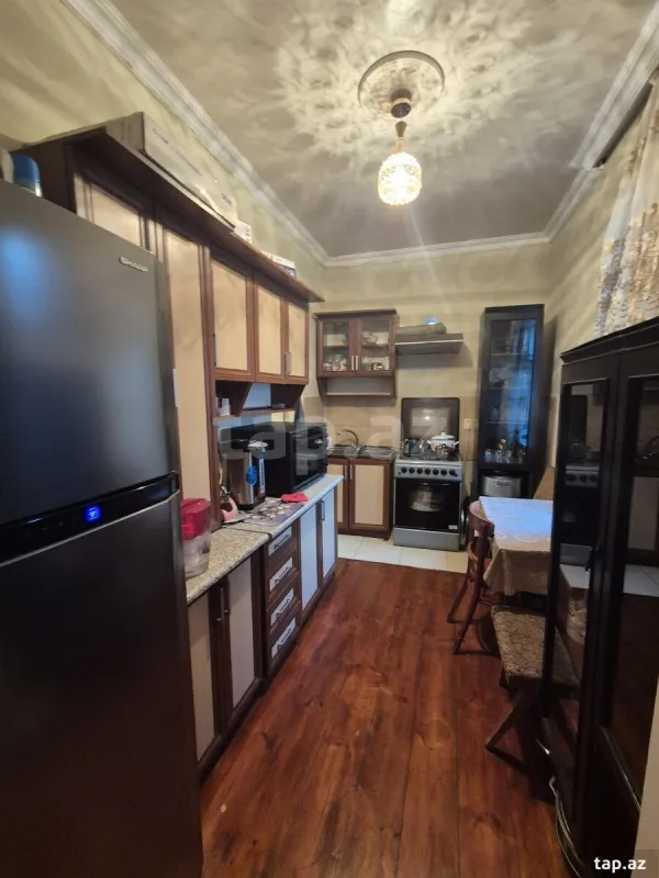 Satılır 4 otaqlı həyət evi