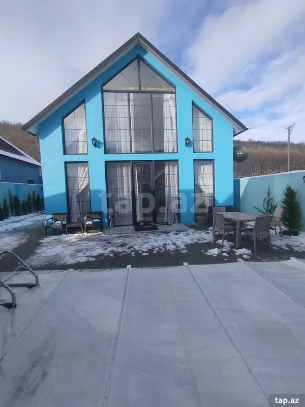 Kirayə verilir 3 otaqlı həyət evi