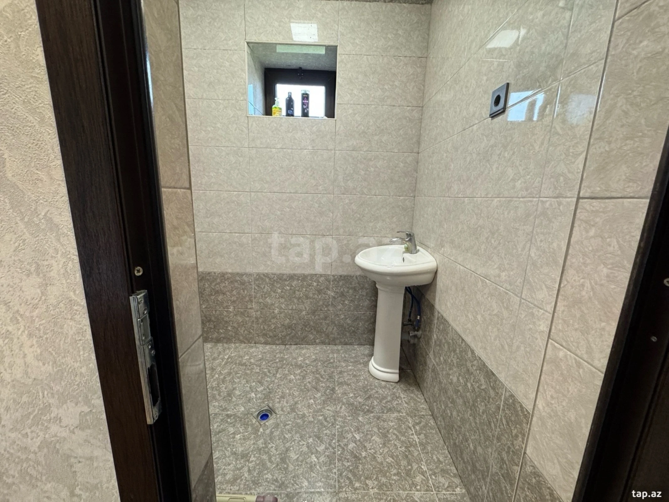 Satılır 2 otaqlı həyət evi