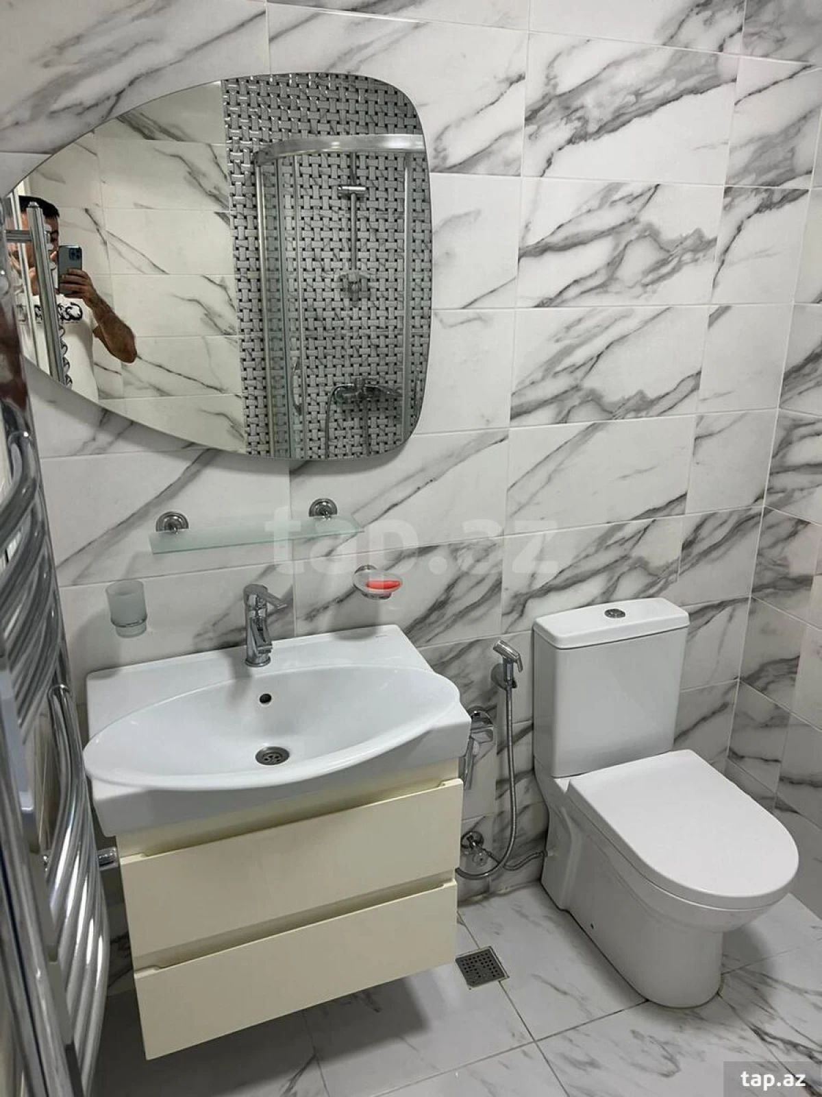 Kirayə verilir 2 otaqlı yeni tikili 58 m²