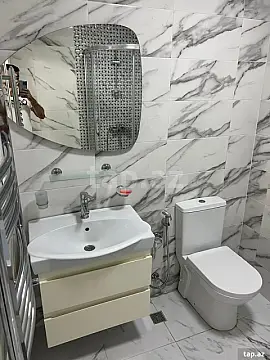 Kirayə verilir 2 otaqlı yeni tikili 58 m²