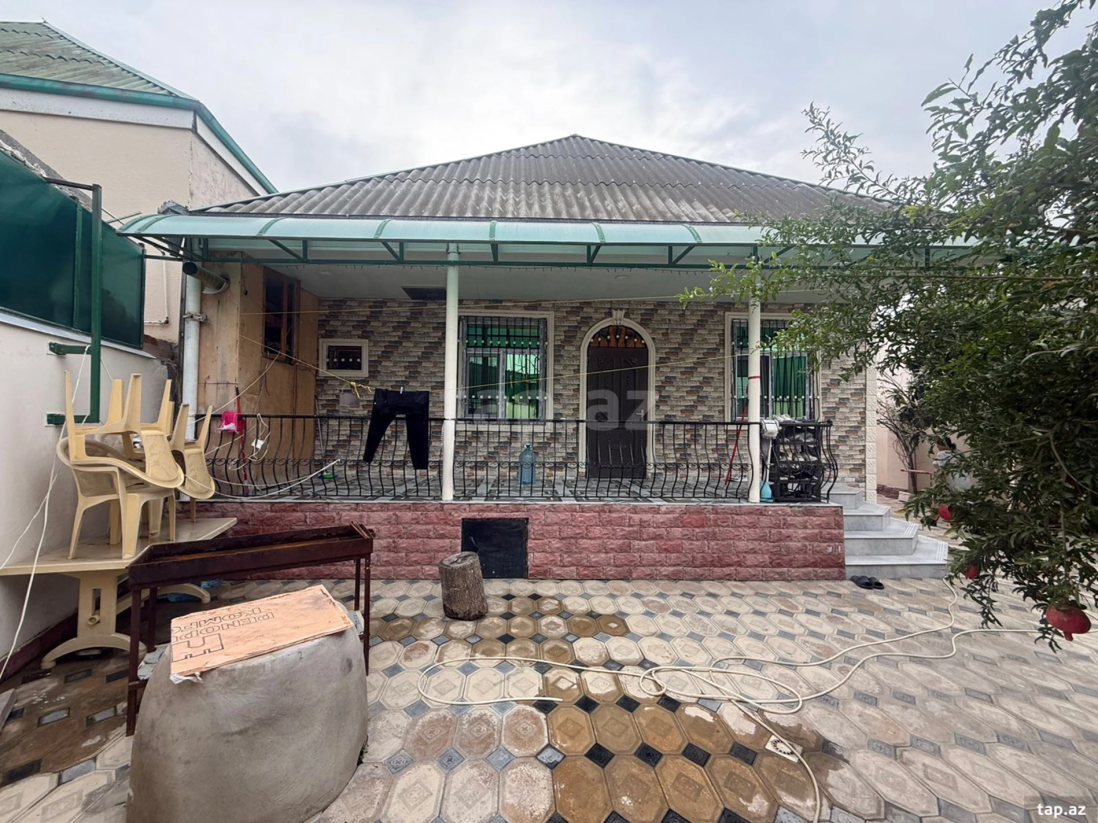 Satılır 3 otaqlı həyət evi