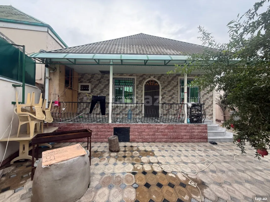 Satılır 3 otaqlı həyət evi