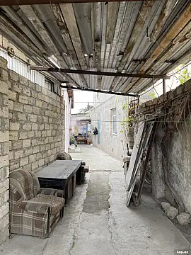 Satılır 5 otaqlı həyət evi