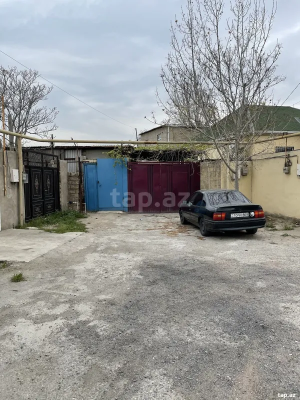 Satılır 5 otaqlı həyət evi